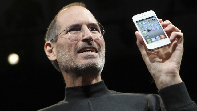 <p>
	Стив Джобс. <em>Снимка: архив Ройтерс</em></p>
