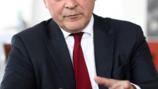 <p>
	Членът на Борда на директорите на ЕЦБ Беноа Кьоре.&nbsp;<em>Снимка: Ройтерс</em></p>
