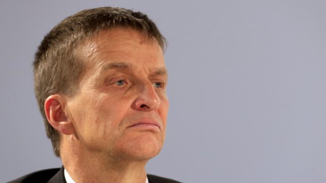 <p>
	Ардо Хансон <em>Снимка: Архив Ройтерс</em></p>
