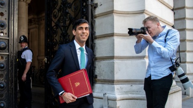 <p>
	Риши Сунак, финансов минисър на Великобритания. Снимка:Chris J. Ratcliffe/Bloomberg</p>
