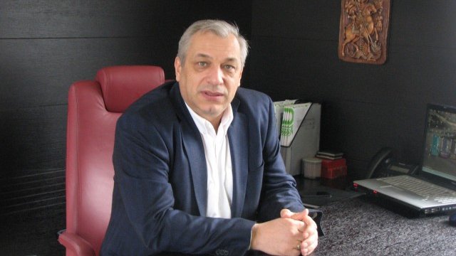<p>
	Инж. Васил Щраков.<em> Снимка: Investor.bg</em></p>
