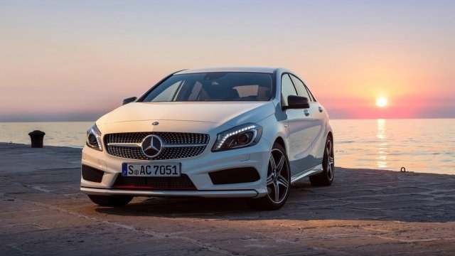<p>
	Настоящото поколение A-Class. Снимка: Mercedes</p>
