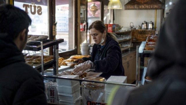 <p>
	<em>Снимка: Moe Zoyari/Bloomberg</em></p>
