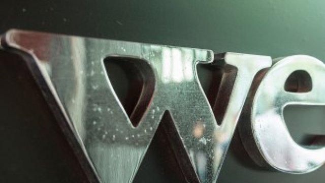 <p>
	Компанията за споделено офис пространство WeWork променя начина, по който хората работят.&nbsp;<em>Снимка: Архив Ройтерс</em></p>
