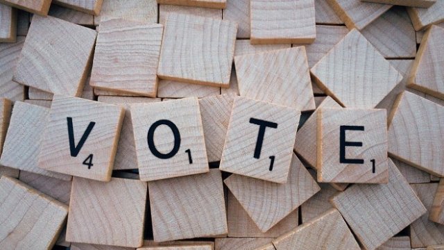 Как се печели доверието на младите избиратели?