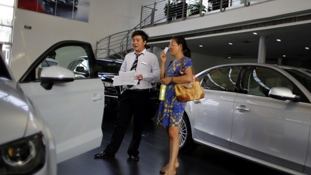 <p>
	Автомобилният пазар на Китай продължава да расте. <em>Снимка: Ройтерс</em></p>
