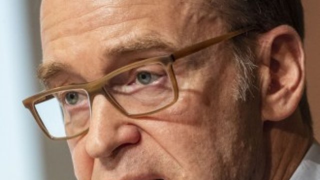 <p>
	Членът на управителния съвет на ЕЦБ Йенс Вайдман.&nbsp;<em>Снимка: Bloomberg LP</em></p>
