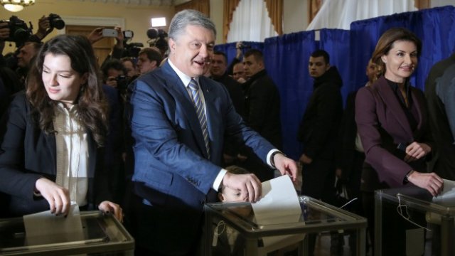 <p>
	Президентът на Украйна Петро Порошенко. <em>Снимка: Ройтерс</em></p>
