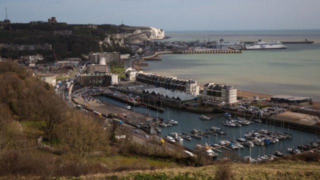 <p>
	Пристанището на Дувър. <em>Снимка: gettyimages.com</em></p>
