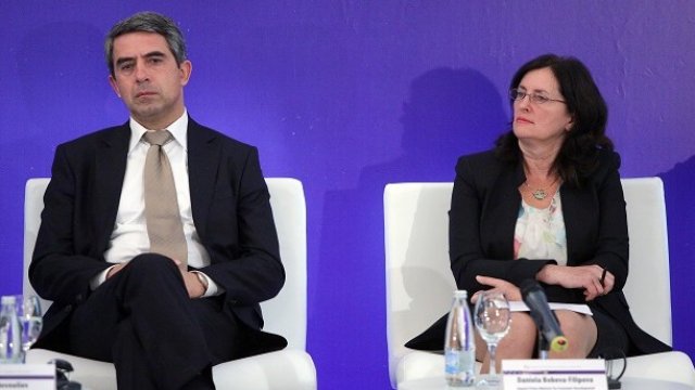 <p>
	Президентът Росен Плевнелиев и вицепремиерът Даниела Бобева участваха във форум, посветен на трансатлантическото икономическо сътрудничество. Снимка: <em>БТА</em></p>
