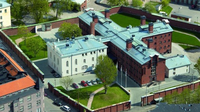 <p>
	Best Western Premier Hotel Katajanokka в Хелзинки все още е обграден от висок зид<em>. Снимка:&nbsp;Best Western</em></p>
