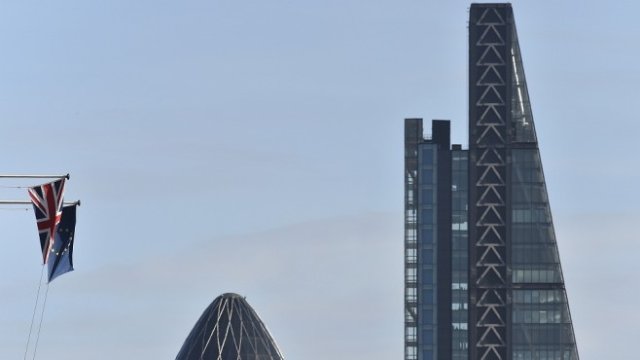 <p>
	Най-високата сграда в Лондон вече е собственост на китайски инвеститор. Снимка: <em>Архив Ройтерс</em></p>
