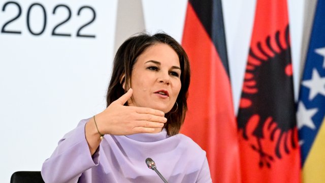 Германският външен министър Аналена Бербок е домакин на срещата на външните министри на страните от Западните Балкани в Берлин. Снимка: EPA/БГНЕС