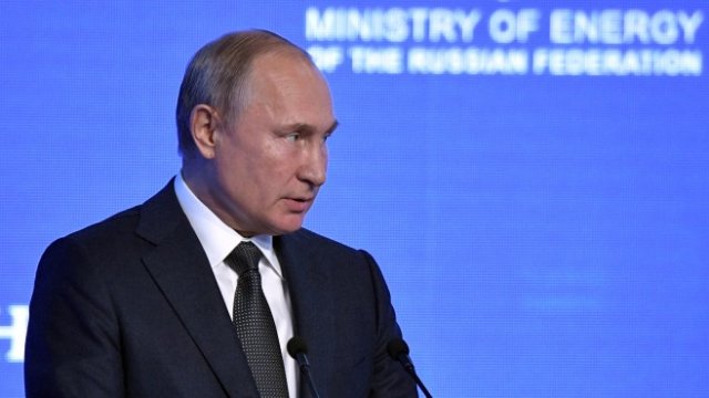 <p>
	Путин се осланя на енергийните ресурси. <em>Снимка: Ройтерс</em></p>
