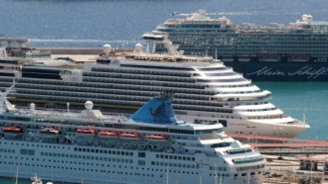 <p>
	<em>Снимка: Архив Ройтерс</em></p>
