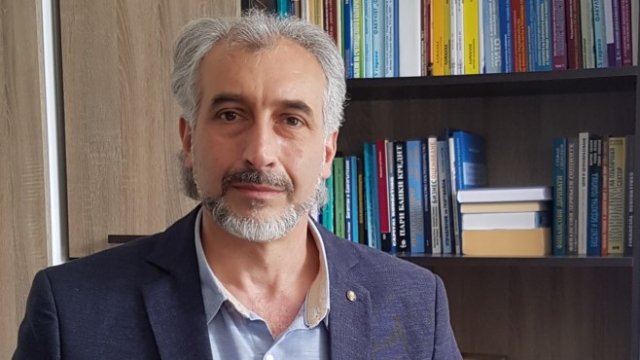 Проф.Симеонов: Опциите са дериватът, който би оправдал инвестиционните очаквания