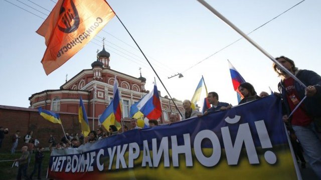 <p>
	Маршът на мира. <em>Снимка: Ройтерс</em></p>
