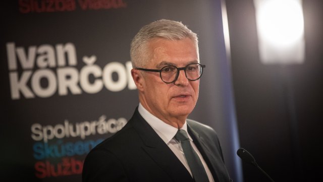 Победителят на първия тур на президентските избори в Словакия Иван Кокроч. Снимка: EPA/БГНЕС