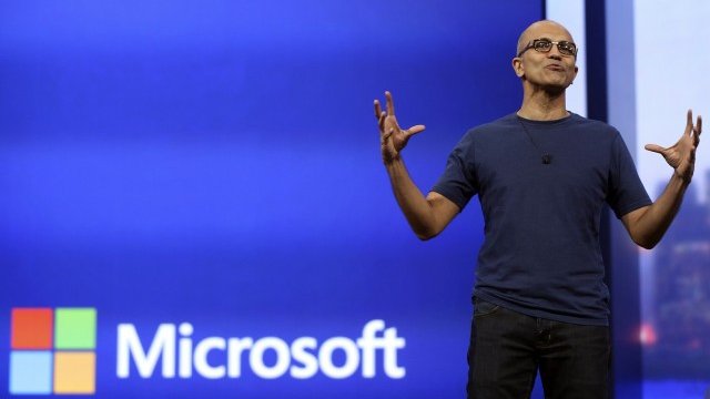 <p>
	Сатя Надела. <em>Снимка: Ройтерс</em></p>
