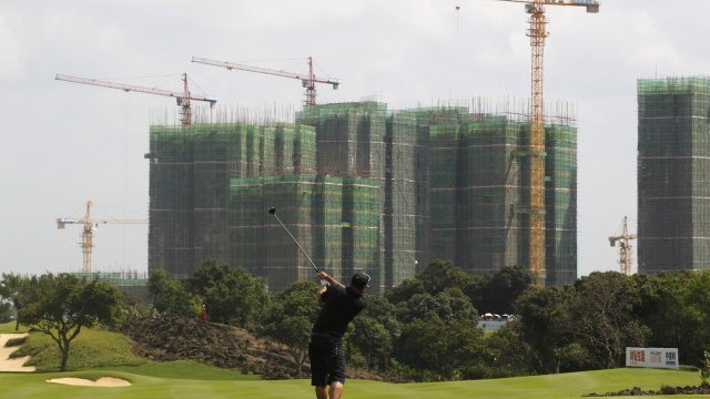 <p>
	Mission Hills Haikou на остров Хайнан. <em>Снимка: архив Ройтерс</em></p>
