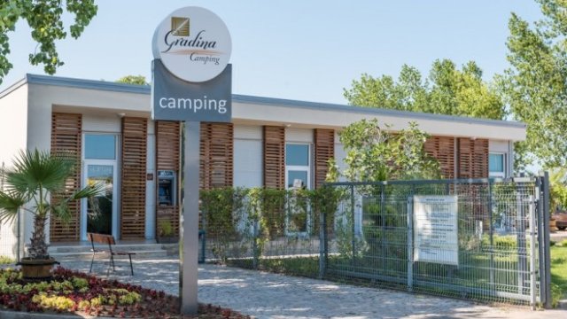 <p>
	<em>Снимки: къмпинг &bdquo;Градина&ldquo;</em></p>
