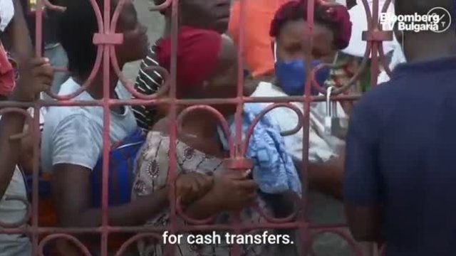 Успяват ли по-бедните граждани да се справят с държавните помощи?