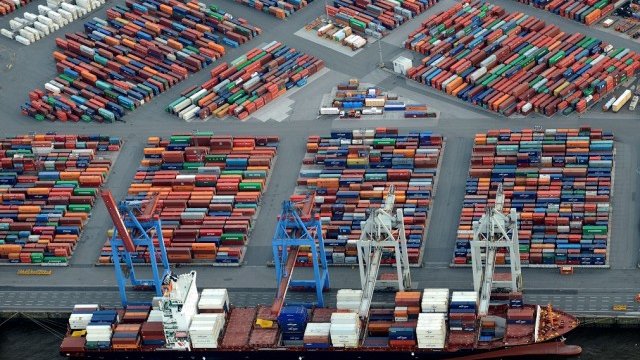 <p>
	<em>Снимка: архив Ройтерс</em></p>
