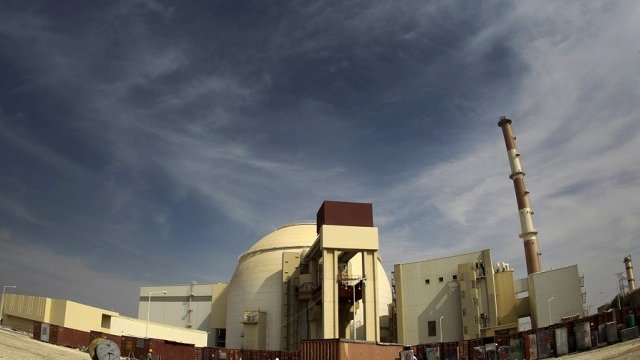 <p>
	АЕЦ &quot;Бушер&quot;. Снимка: <em>Ройтерс</em></p>
