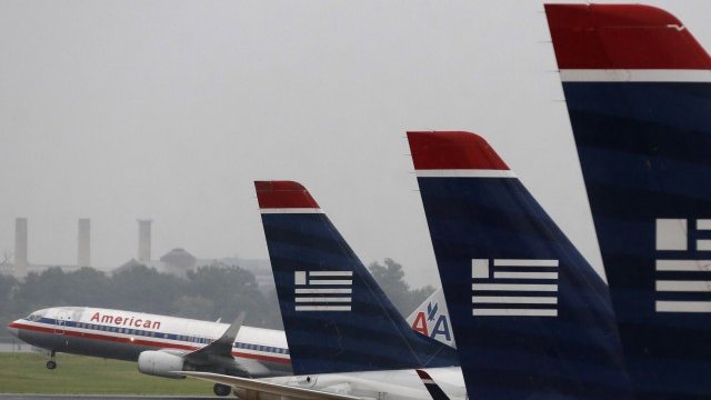 <p style="text-align: justify;">
	Сливането между двете компании щеше да създаде най-голямата авиокомпания в света и да предпази American Airlines от изпадане в несъстоятелност.<em> Снимка: Ройтерс</em></p>
