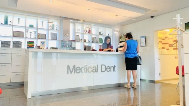 Имплантите - решение за красива усмивка завинаги