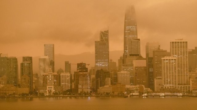 <p>
	Жега в Сан Франсиско. <em>Снимка: Bloomberg</em></p>
