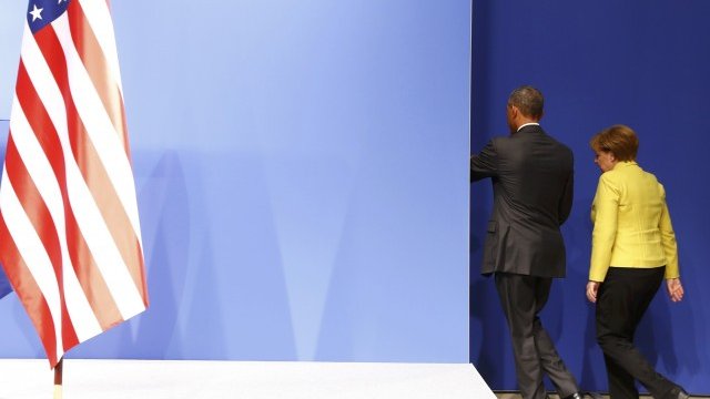 <p>
	Подкрепата за Меркел се очертава като важен елемент от политическото наследство на Обама.&nbsp; <em>Снимка: Ройтерс</em></p>
