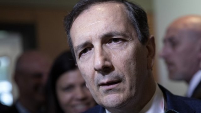 <p>
	Главният изпълнителен директор на Telecom Italia SpA Луиджи Губитози.&nbsp;<em>Снимка: Bloomberg L.P.</em></p>
