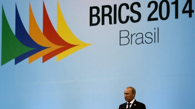 <p>
	Президентът на Русия Владимир Путин също бе сред високопоставените гости в Бразилия. <em>Снимка: Ройтерс</em></p>
