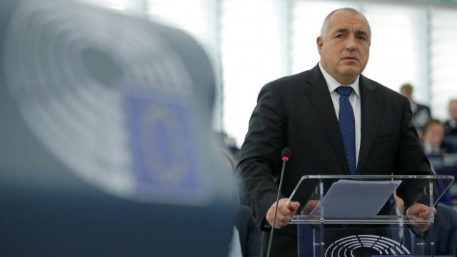 <p>
	Българският премиер в Страсбург. <em>Снимка: Ройтерс</em></p>
