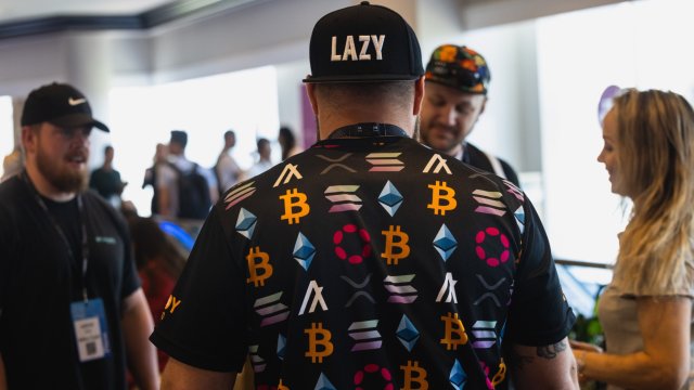 Сниимка: Bloomberg LP