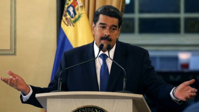 <p>
	Дали съдбата на Николас Мадуро ще е като тази на Башар Асад? <em>Снимка: Ройтерс</em></p>
