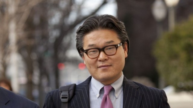 <p>
	Бил Хуан. <em>Снимка:&nbsp;Emile Wamsteker/Bloomberg</em></p>
