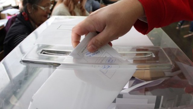 Избори за народни представители 2021: Как да гласувате с машина