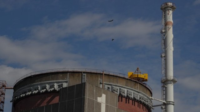 МААЕ е притеснена от боевете близо до АЕЦ Запорожие, Русия обстрелва десетки градове