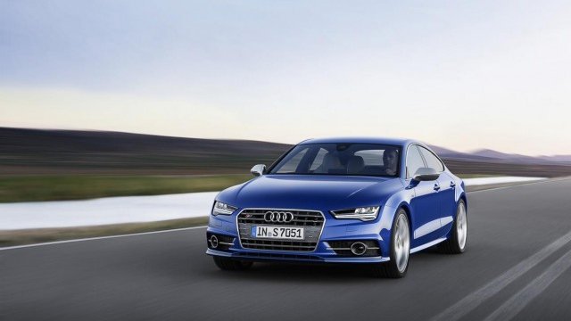 <p>
	S7 Sportback. <em>Снимка: Audi</em></p>
