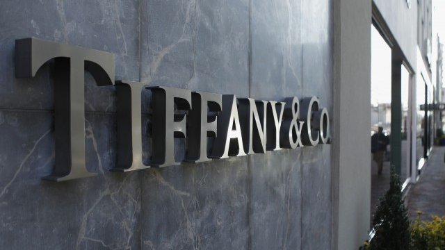 <p style="text-align: justify;">
	Tiffany отчете ръст на продажбите във всички региони, в които оперира. <em>Снимка: Ройтерс</em></p>
