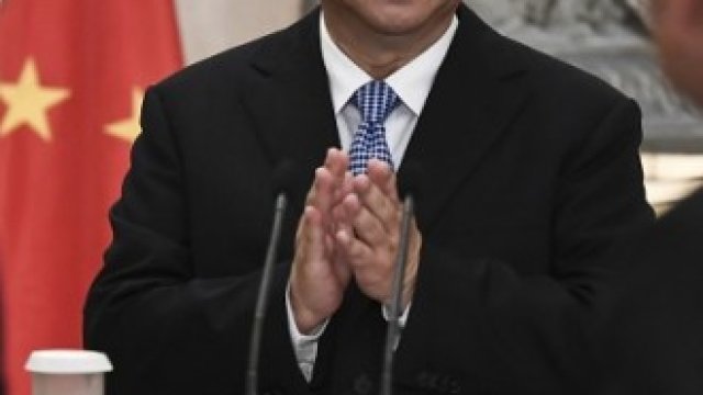 <p>
	<em>Си Дзинпин. Снимка:&nbsp;Aris Messinis/AFP/Bloomberg</em></p>
