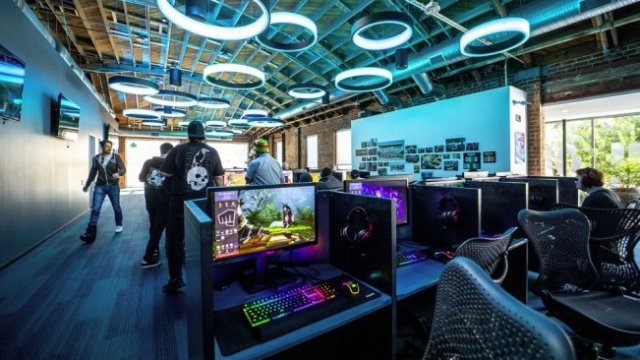 <p>
	<em font-size:="" pt="" style="color: rgb(102, 102, 102); font-family: ">Снимка: Kyle Grillot/Bloomberg</em></p>
