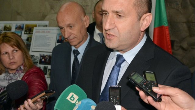 <p>
	Президентът&nbsp;Румен Радев в Хасково. <em>Снимка: БТА</em></p>
