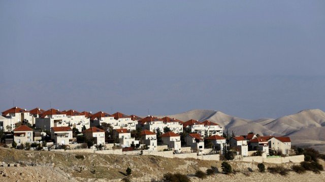 Датски пенсионен фонд бойкотира израелски банки заради Палестинските територии