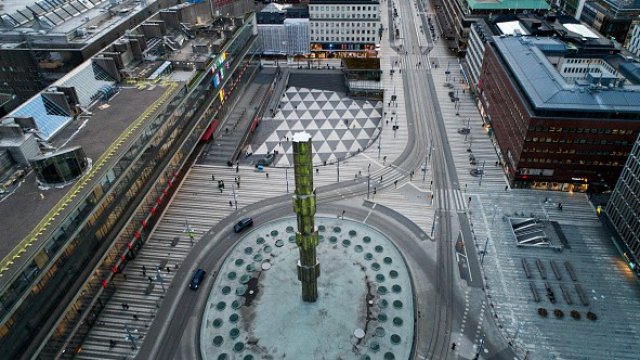 <p>
	Едва ли скоро ще стане ясно дали Стокхолм избра правилния път. <em>Снимка: Getty</em></p>
