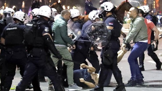 <p>
	<em>Снимки: БГНЕС/EPA/KOCA SULEJMANOVIC</em></p>
