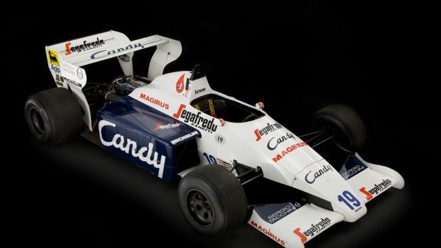 <p>
	Това е болидът, за който ще се наддава през май. Снимка:&nbsp;Silverstone Auctions&nbsp;</p>
