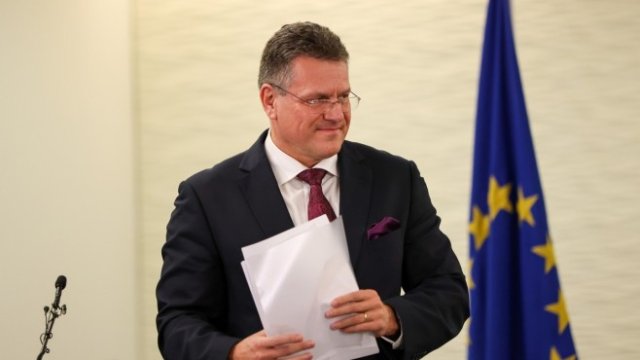 <p>
	Марош Шефчович. <em>Снимка: Bloomberg</em></p>
